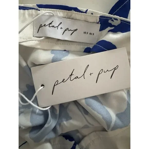 NWT Petal And Pup White Blue Floral Satin Crop Top Women’s Size Small - Picture 6 of 6